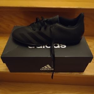 Adidas indoor soccer shoes